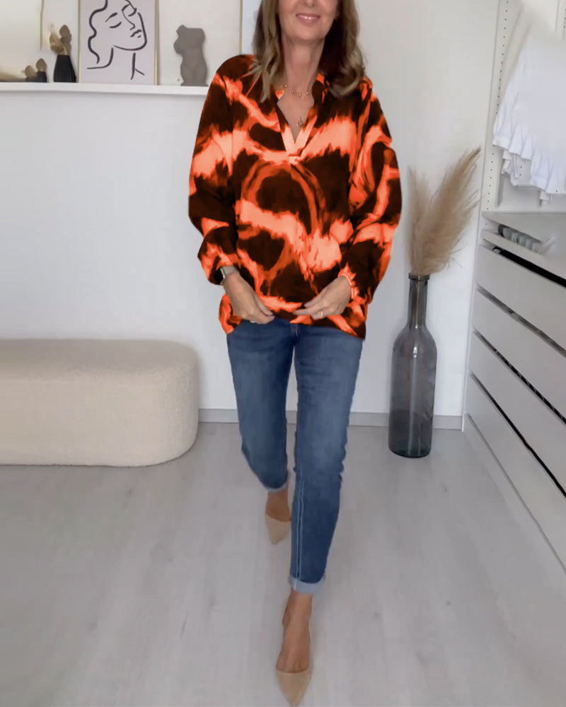 Sofie | Løs bluse med kunstnerisk mønster