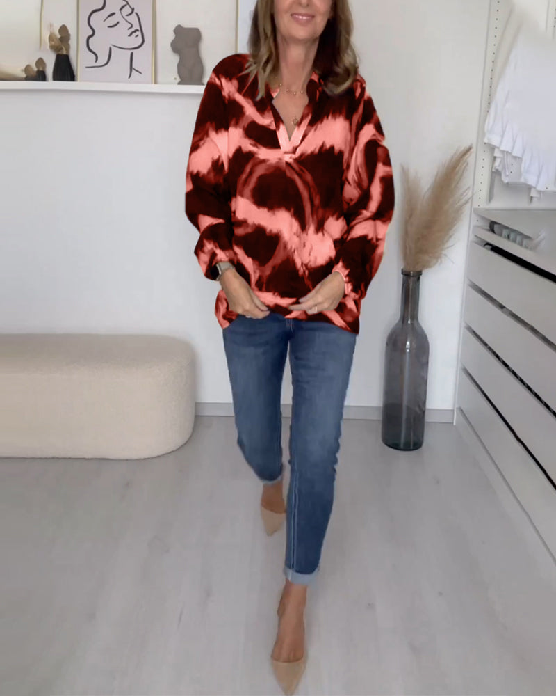 Sofie | Løs bluse med kunstnerisk mønster